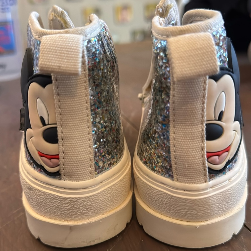 Zara Girls Disney Sparkle High Tops (30/12)